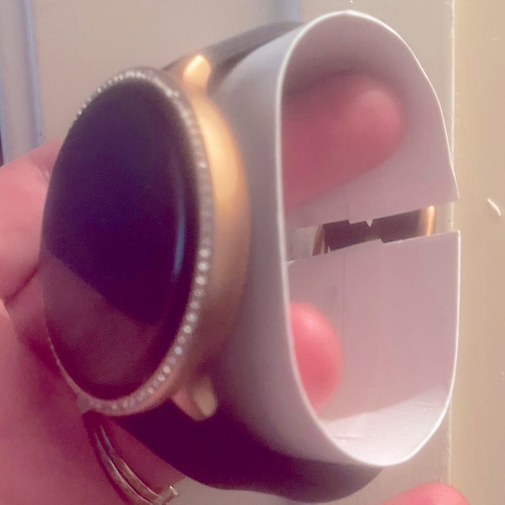 Women’s Black & Rose Gold Smart Watch.